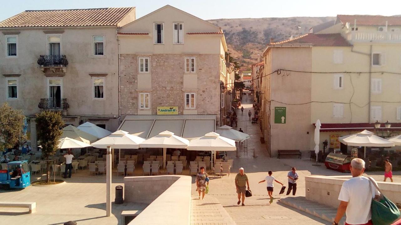 Apartment Pepo Pag Pag Town Buitenkant foto